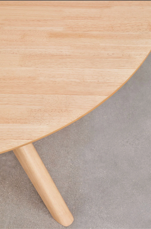 Table à manger ronde Ø120 cm en bois – Arnaiz
